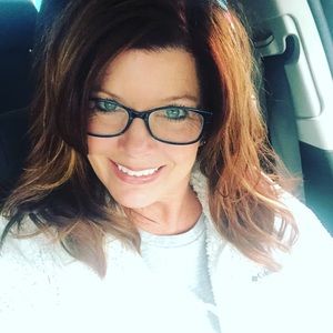 Meet your Posher, Kelli